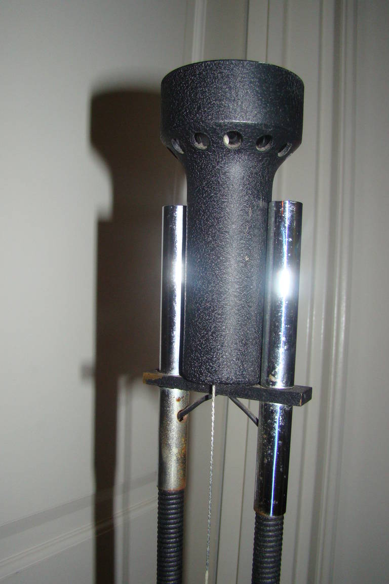 Mid-20th Century Arredoluce Adjustable Table Lamp by Angelo Lelli