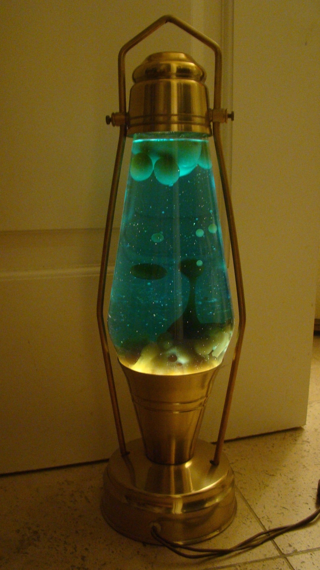 Mid-20th Century Vintage Coach Lantern Copper Mid-Century Lava Lamp