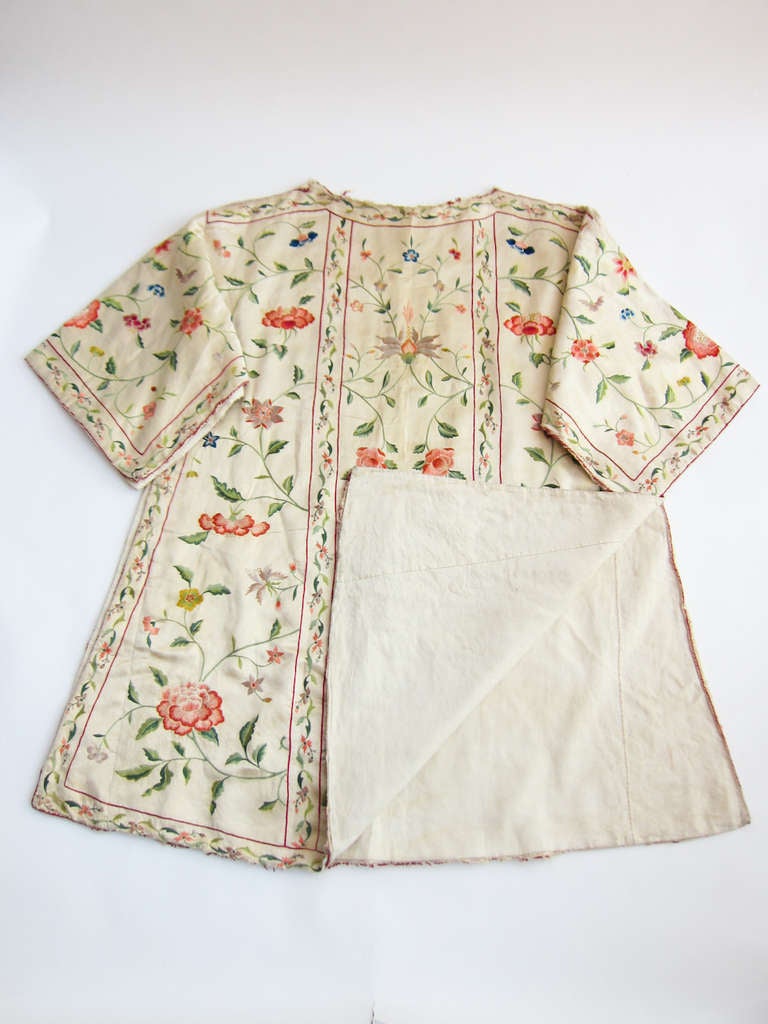20th Century Embroidered Silk Vestment - Early 19th C. For Sale