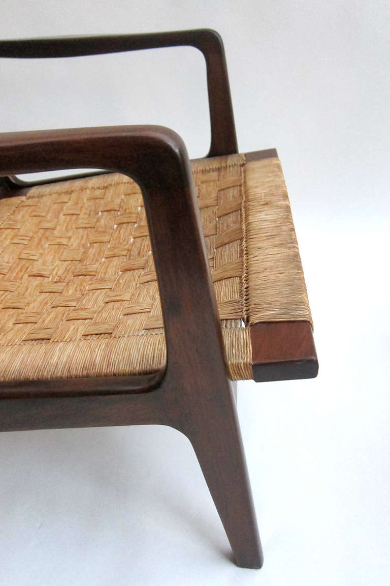 Pair of Mid-Century Palm Fiber Lounge Chairs In Good Condition In Mexico City, DF