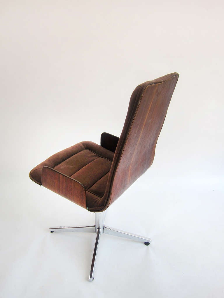 Set 6 Swivel Office Chairs - 1970’s In Good Condition For Sale In Mexico City, DF