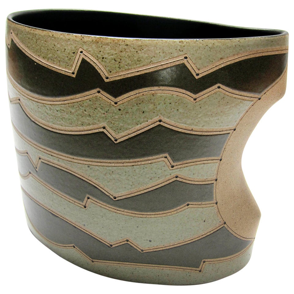 Ceramic Vessel by Gustavo Perez For Sale