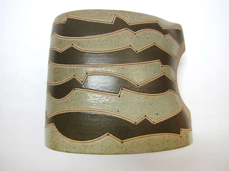 Ceramic Vessel by Gustavo Perez For Sale 2