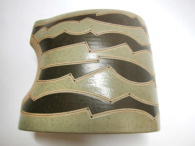 Ceramic Vessel by Gustavo Perez For Sale 1