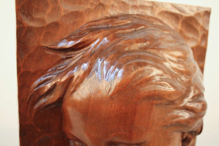Carved Wood Bust by Elordet 2