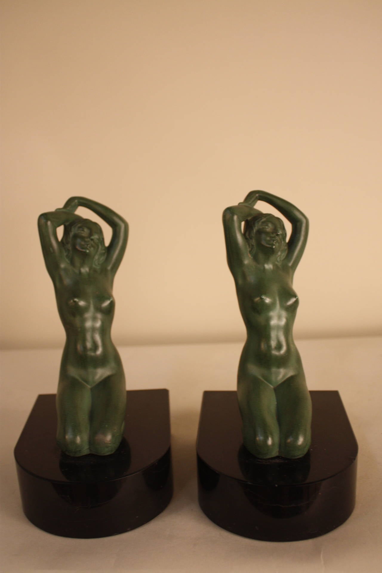 Pair of Art Deco Figural Nude Bookends In Good Condition In Fairfax, VA
