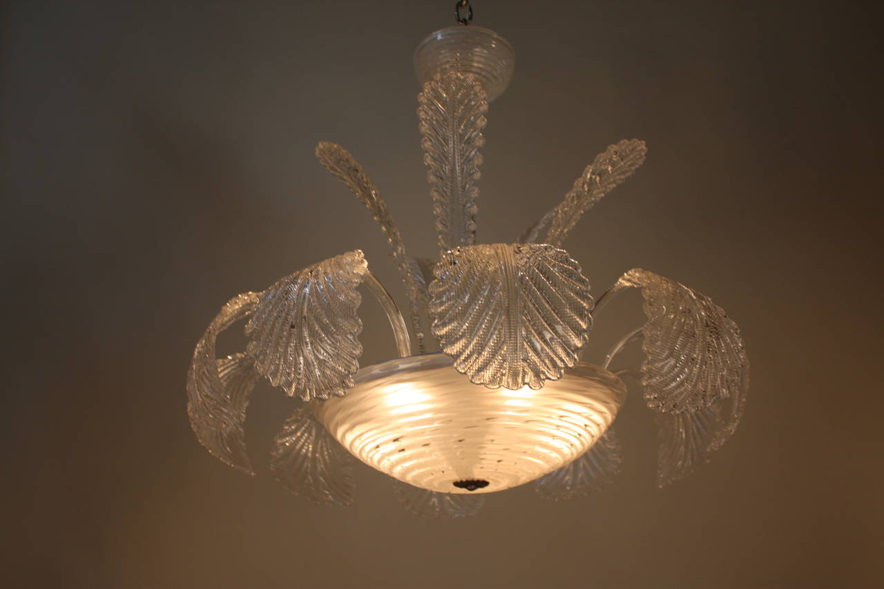 Exquisite handblown Murano glass chandelier by Barovier & Toso.
This chandelier is 27