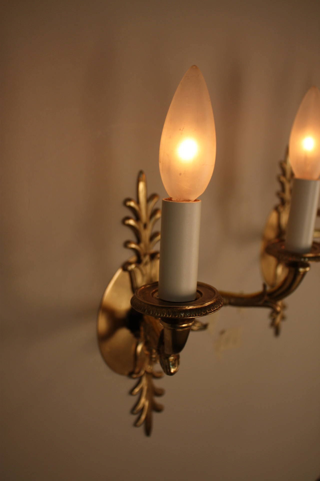 Pair of 1930s Bronze Wall Sconces In Good Condition In Fairfax, VA