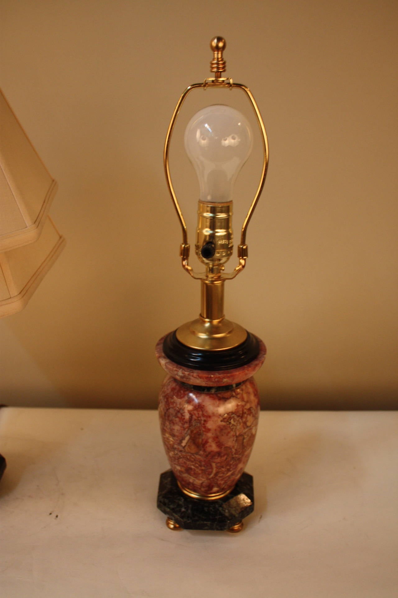 French Neoclassical Marble and Bronze Lamps In Good Condition In Fairfax, VA