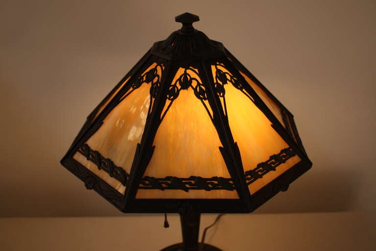 Art Nouveau American Stained Glass Table Lamp By Bradley & Hubbard
