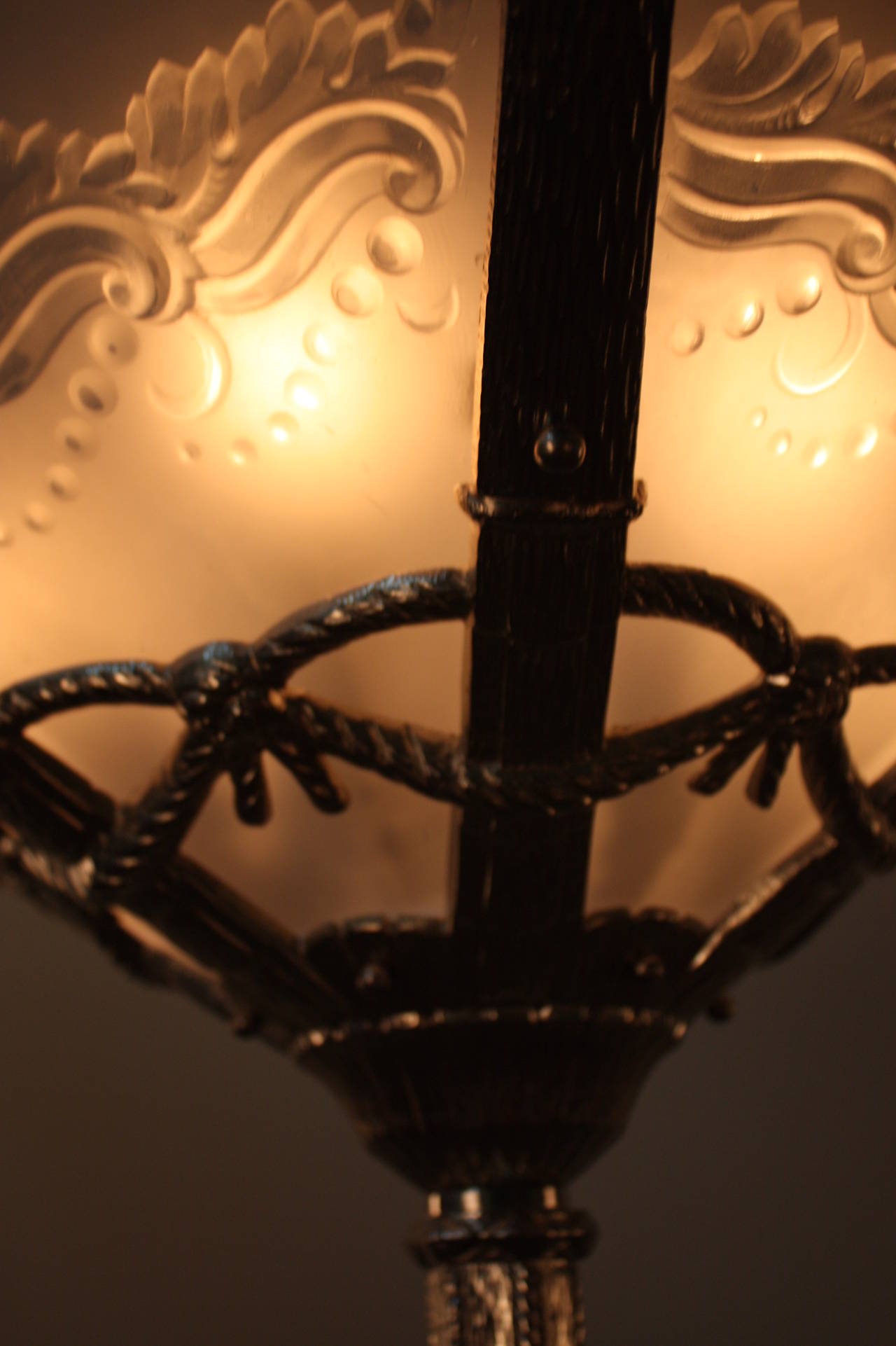 Mid-20th Century French Art Deco Chandelier by Muller Freres