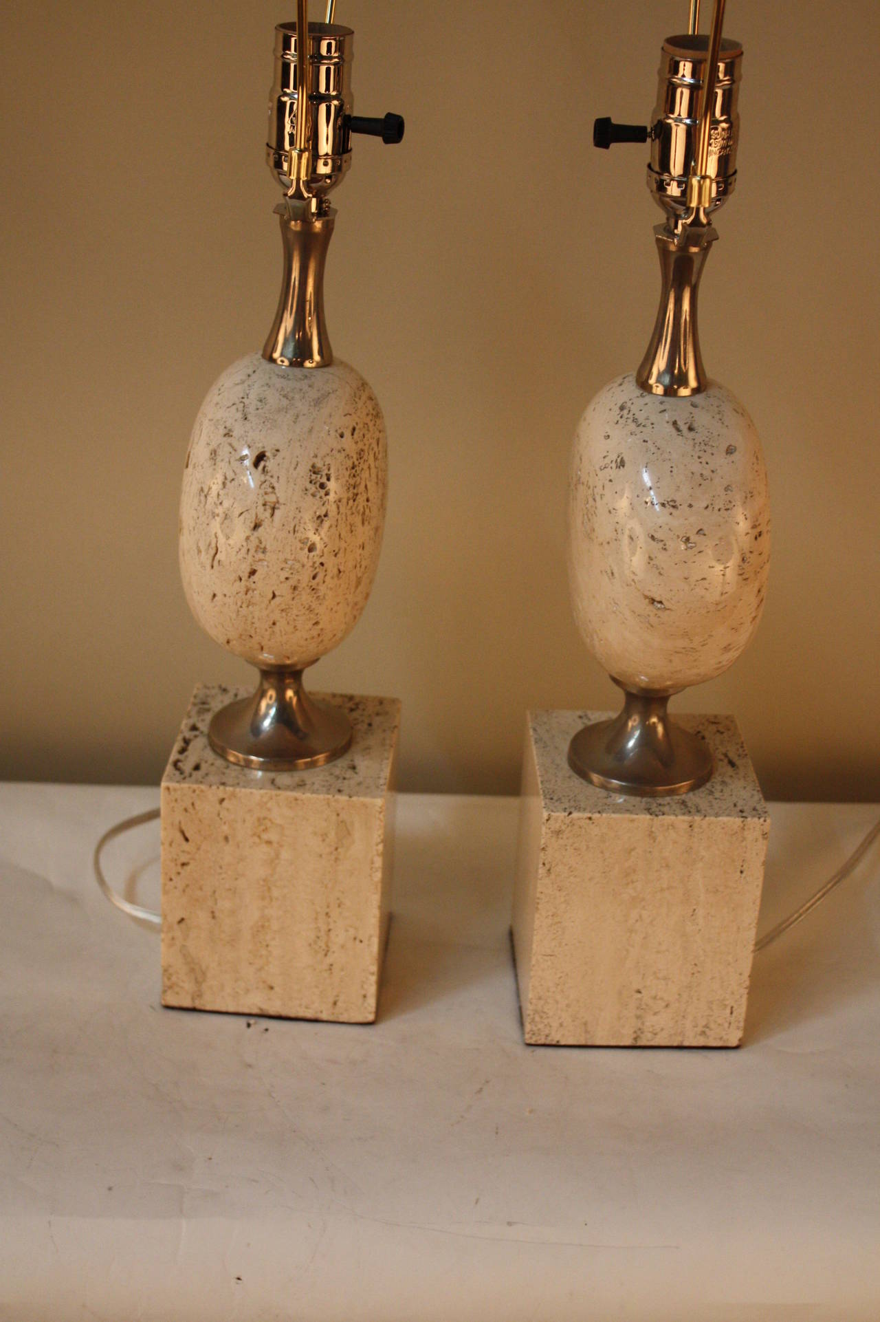 Pair of French Travertine Marble Table Lamps by Philippe Barbier 3