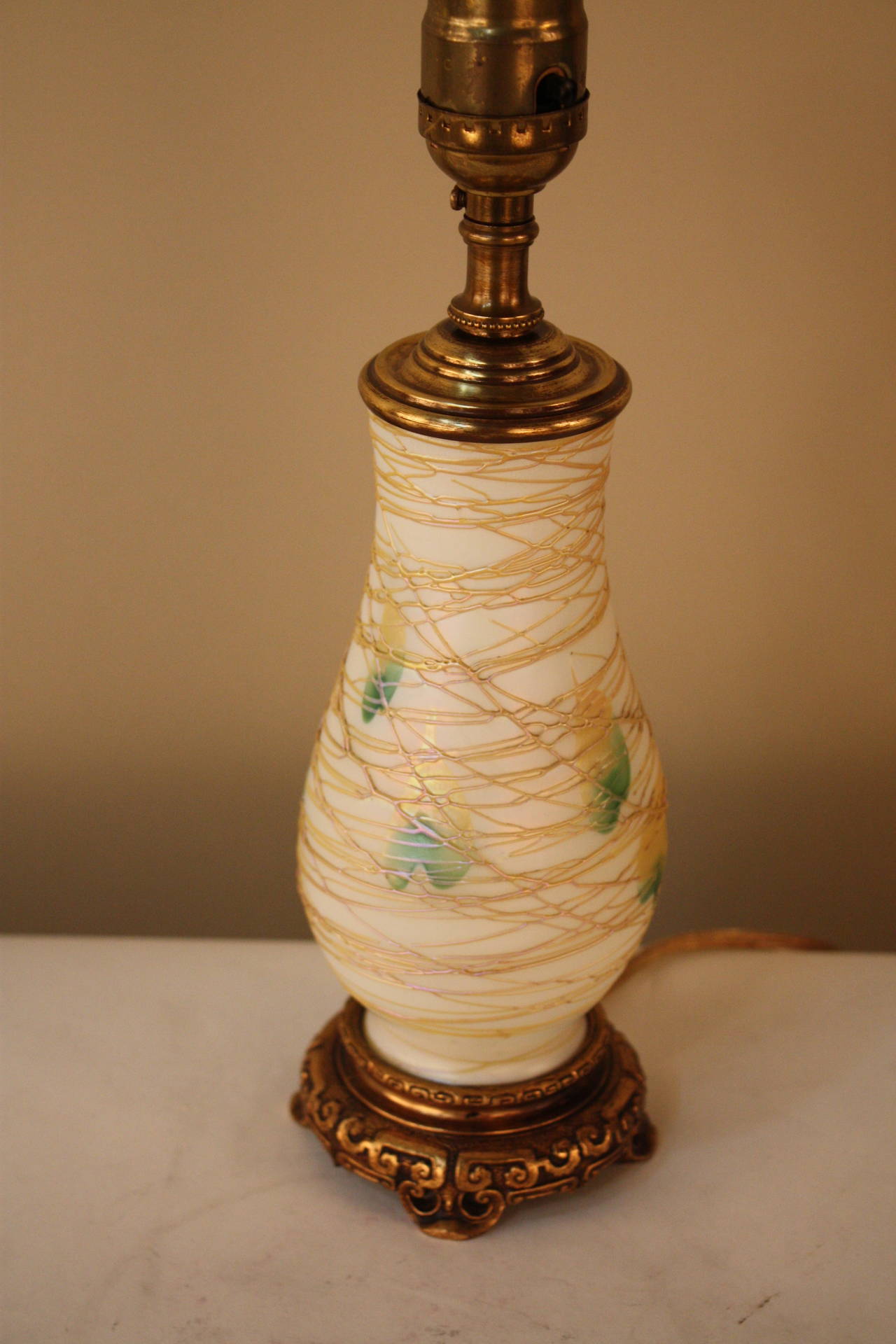 American Art Glass Lamp by Quezal In Good Condition In Fairfax, VA