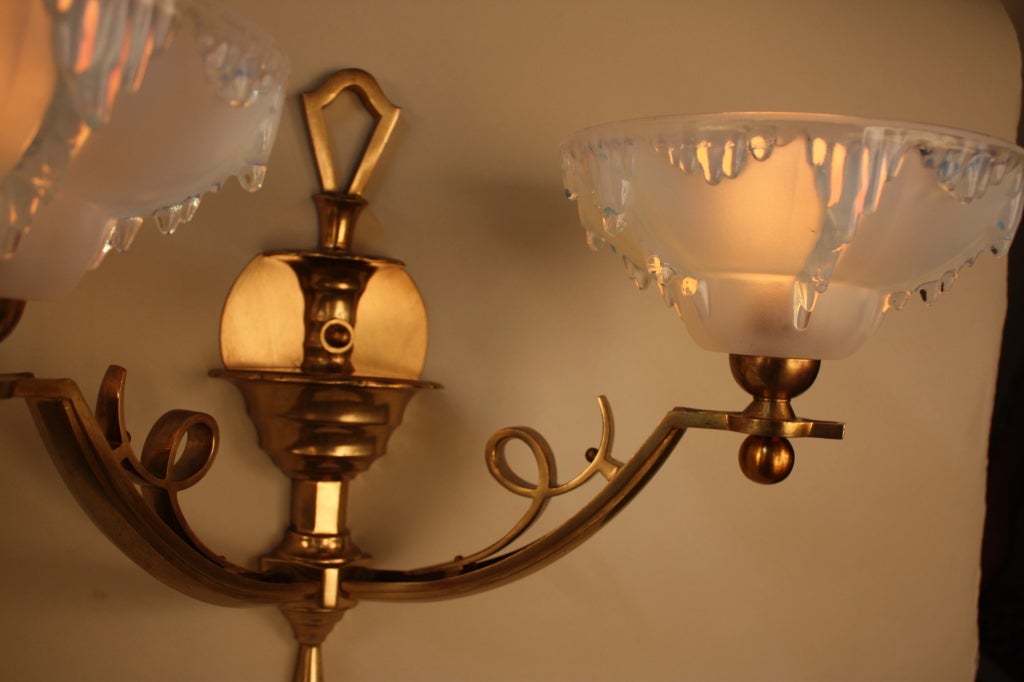 Mid-20th Century Pair of Art Deco Wall Sconces by Ezan
