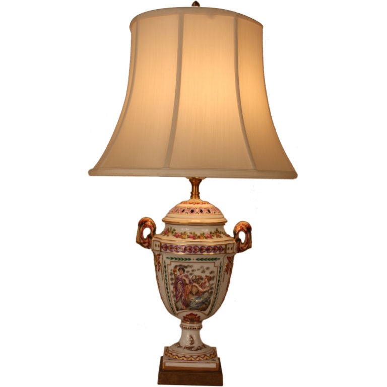 Capo-de-monte Table Lamp