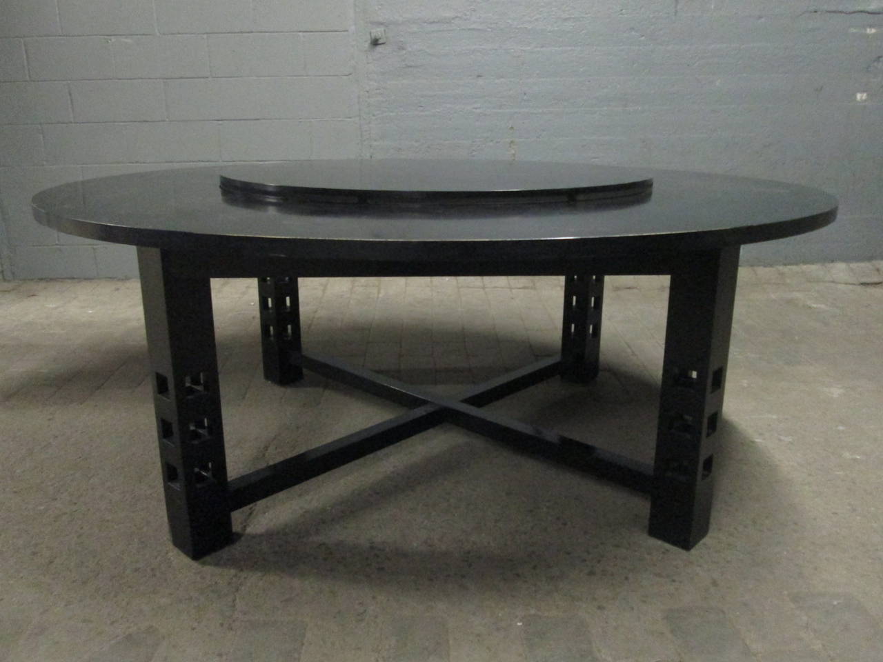 Grande table à manger de Charles Rennie Mackintosh