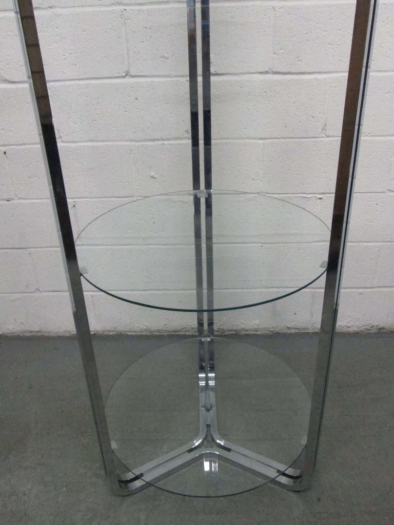 Round 4 Tier Chrome Etagere In Good Condition In New York, NY