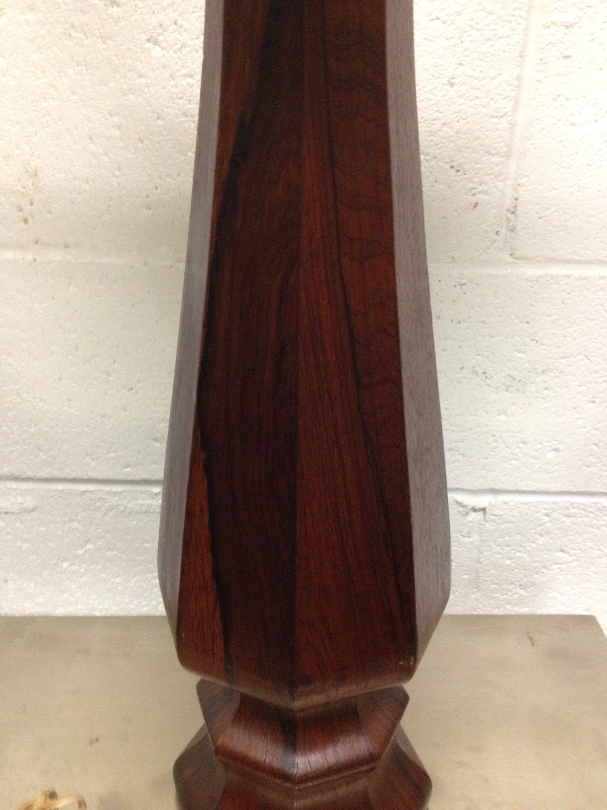 Pair of Decorative Rosewood Lamps In Good Condition For Sale In New York, NY