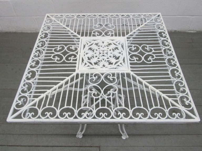 Wrought Iron Victorian Table & Chair Set In Good Condition In New York, NY