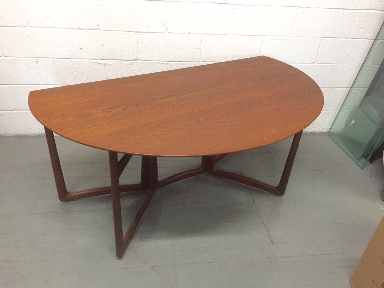 Danish Drop-Leaf Table by Peter Hvidt & Orla Molgaard Nielsen for France & Son In Good Condition In New York, NY