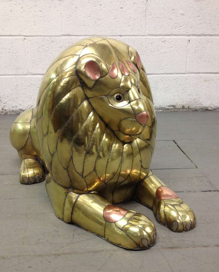 Messicano Scultura di leone di Sergio Bustamante in vendita