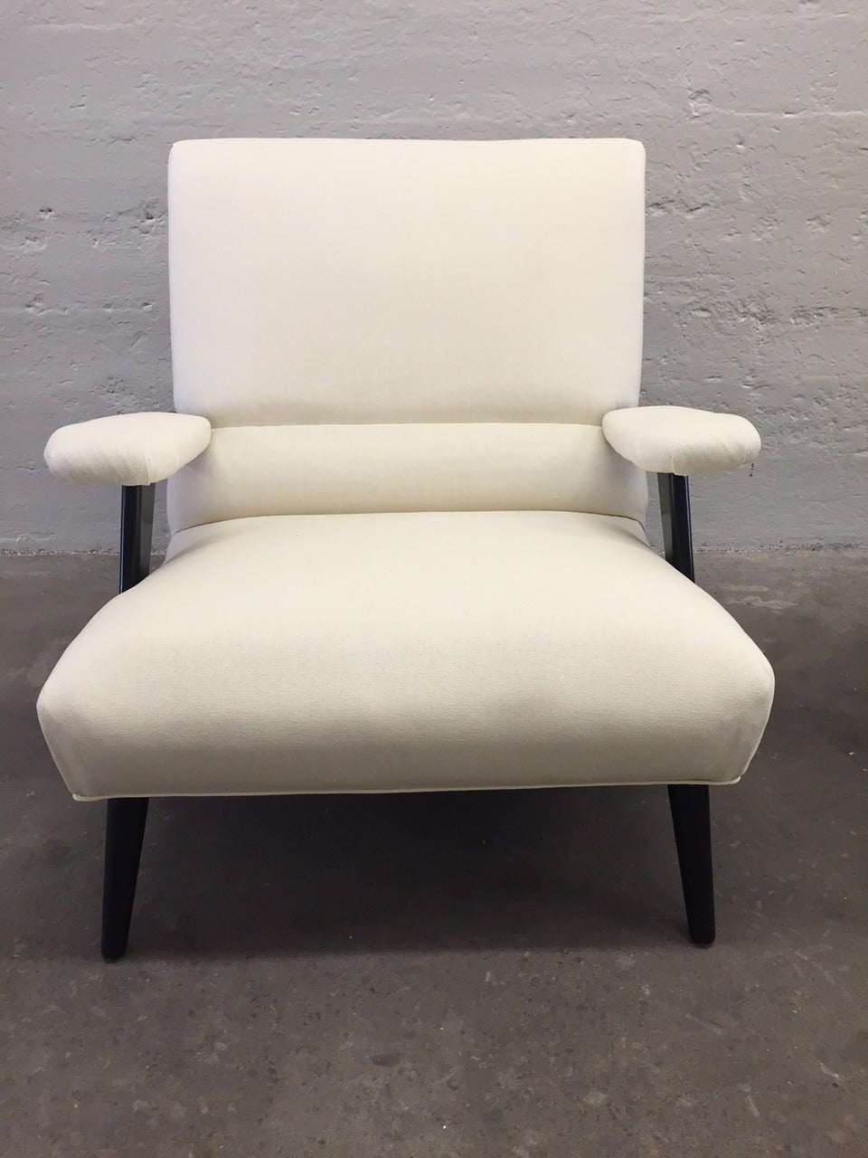 Italian Lounge Chair and Matching Ottoman In Good Condition In New York, NY