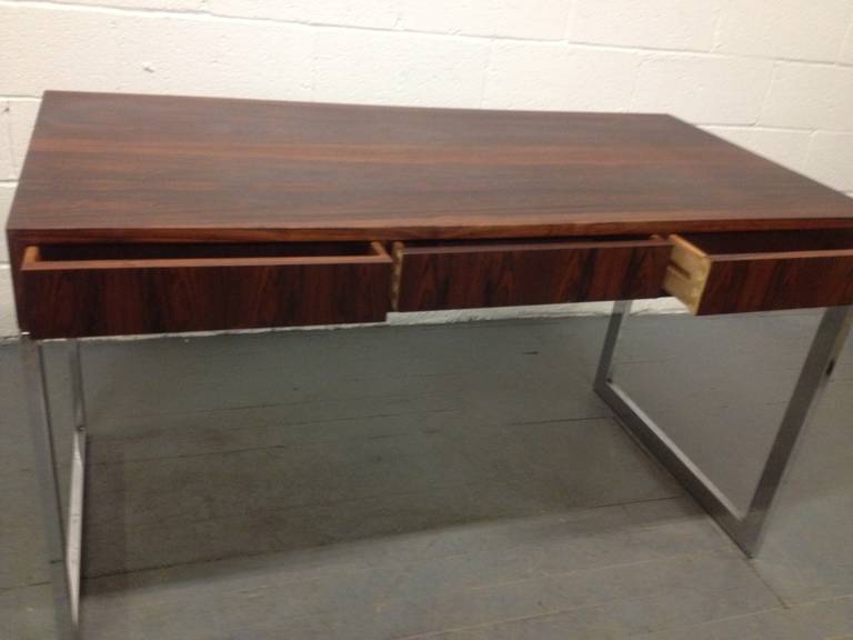 Milo Baughman Style Rosewood and Chrome Desk In Good Condition In New York, NY