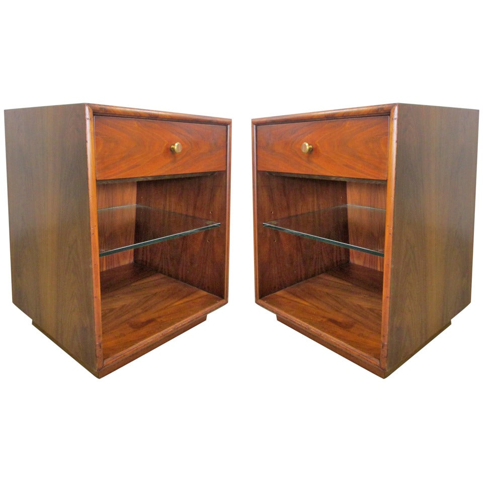 Pair Drexel Nightstands