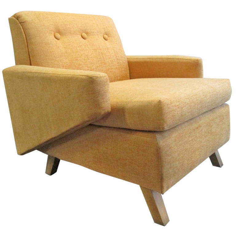 Unique Lounge Chair manner of Jens Risom For Sale at 1stdibs