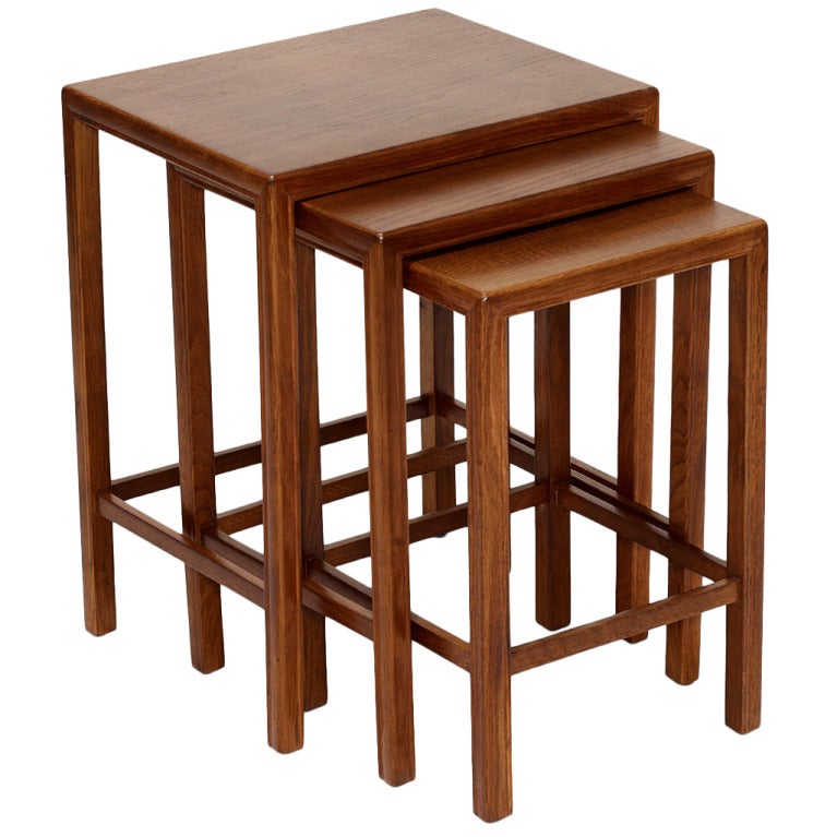 Elegant Set of Nesting Tables In Oak by Frits Henningsen For Sale at