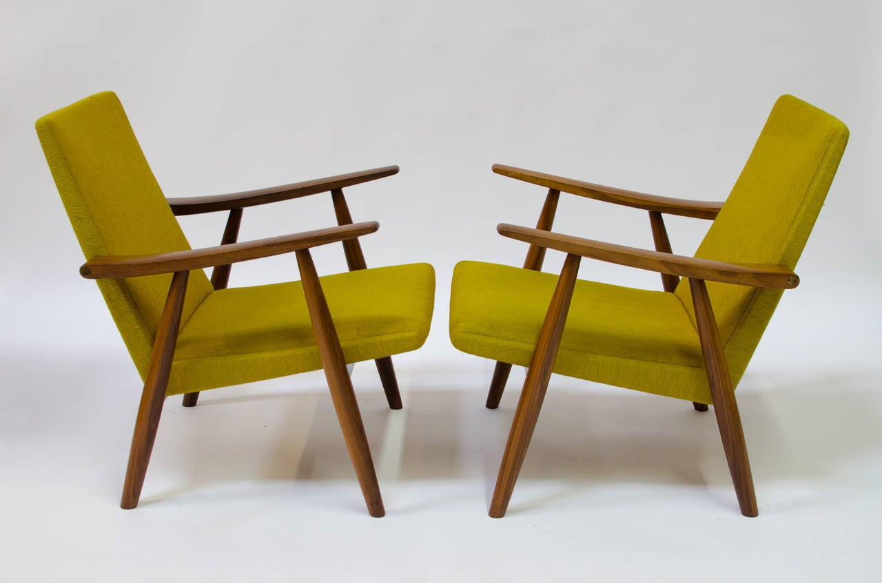 Teak Lounge Chairs by Hans Wegner for GETAMA In Excellent Condition In Berkeley, CA