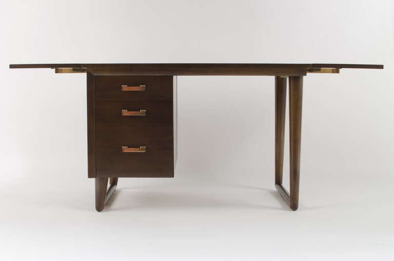 Rare Double Wing Desk by T.H. Robsjohn Gibbings In Excellent Condition For Sale In Berkeley, CA