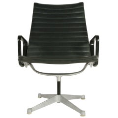 Charles Eames Aluminum Group Lounge Chair