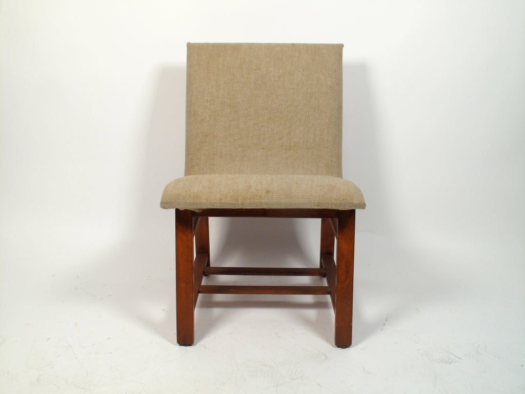 Rare and important chair designed by Charles Eames & Eero Saarinen. This is the first chair ever designed by the 2 friends. This also carries the first molded plywood technique used by Charles or Eero. This is the result of an experiment after