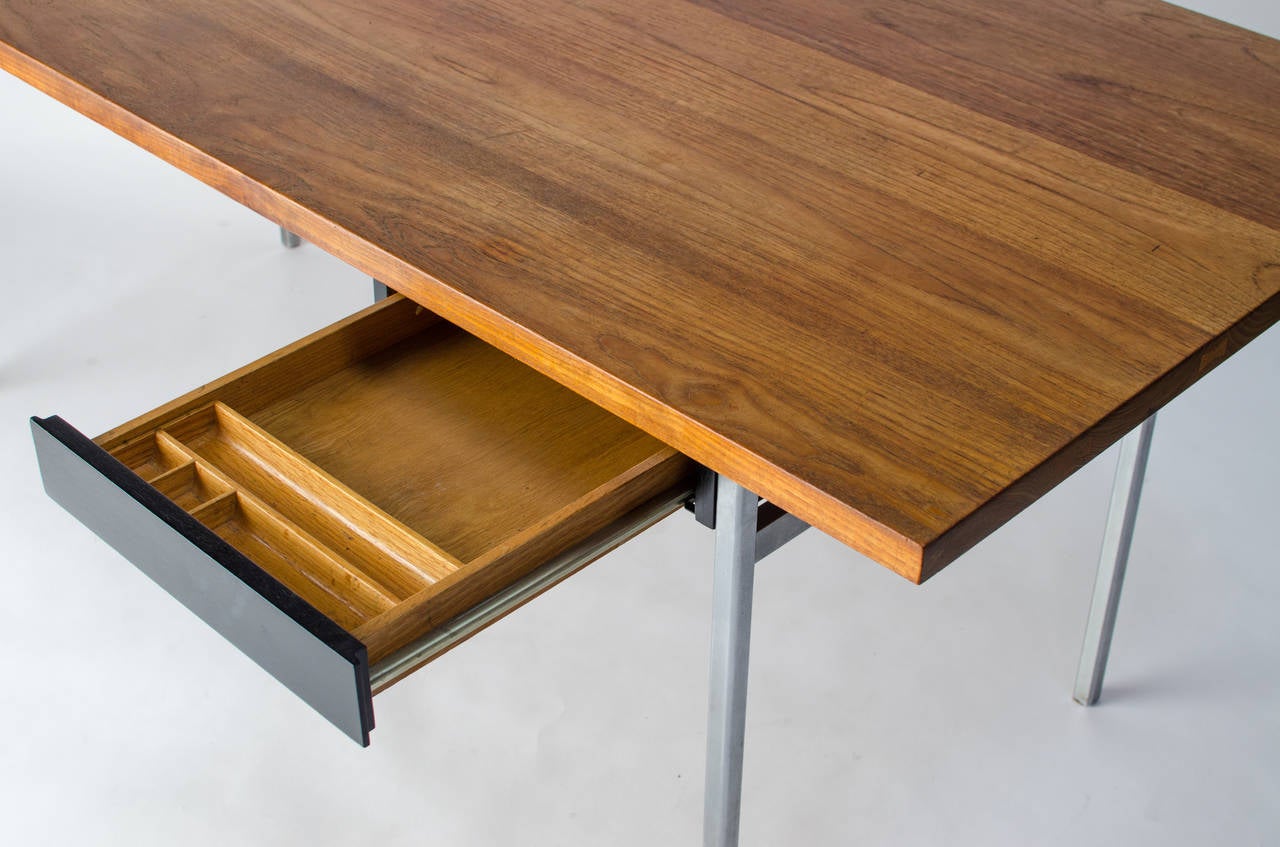 Exquisite Florence Knoll and George Nakashima Executive Desk In Excellent Condition In Berkeley, CA