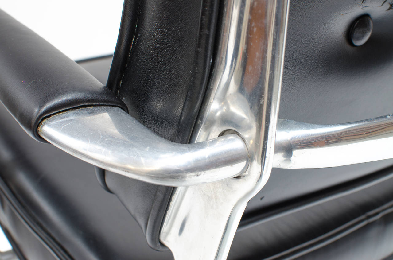 Aluminum Charles Eames ES 102 Intermediate Swivel Task Armchair, 1968