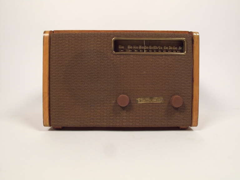 Mid-Century Modern Alexander Girard Detrola Radio 1946 For Sale