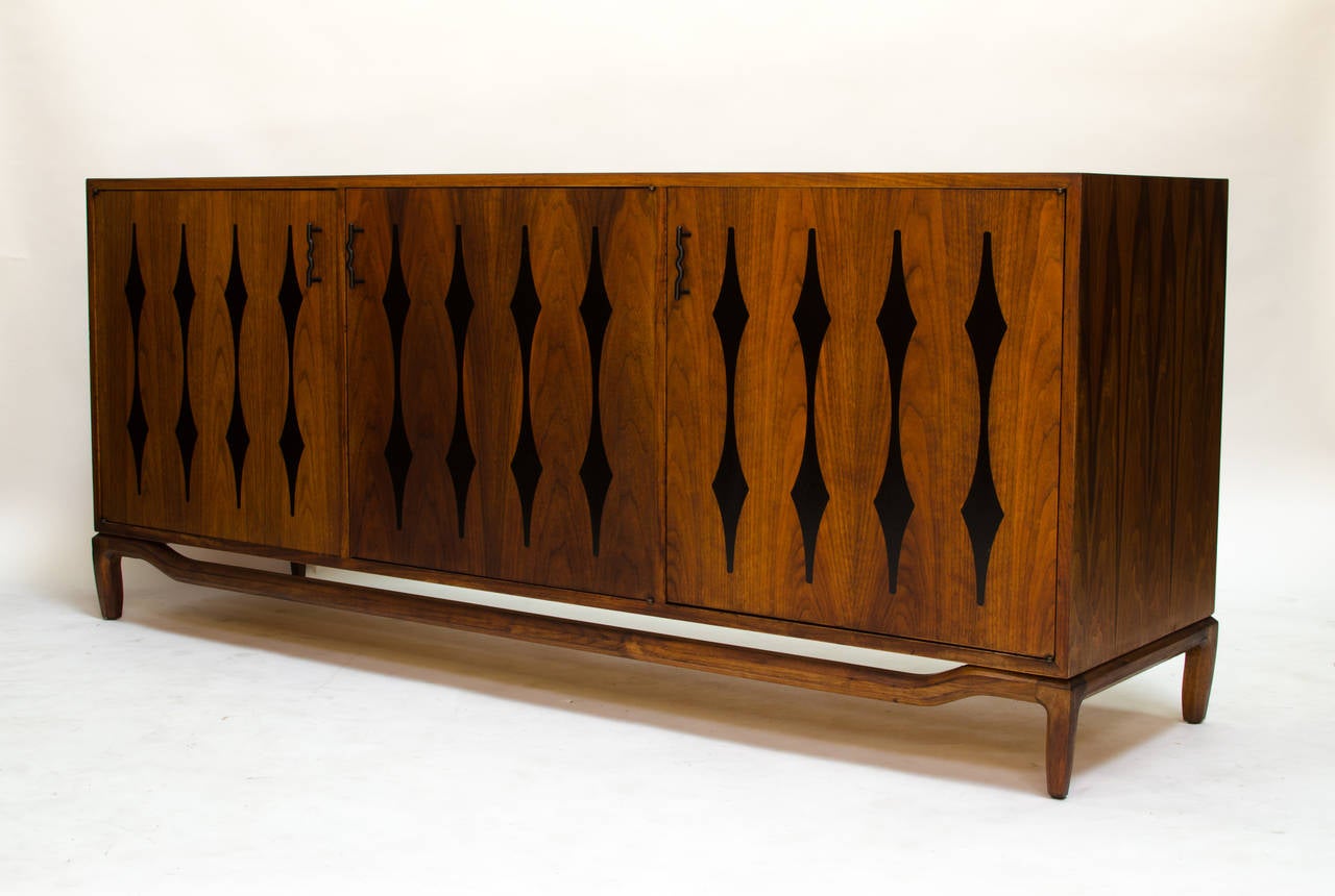 Mid-Century Modern Cal-Mode Walnut Sideboard 1950s For Sale