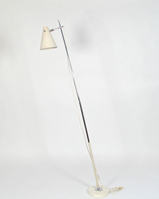 Giuseppe Ostuni for O'luce Model 201 Adjustable Lamp 1956 Italy