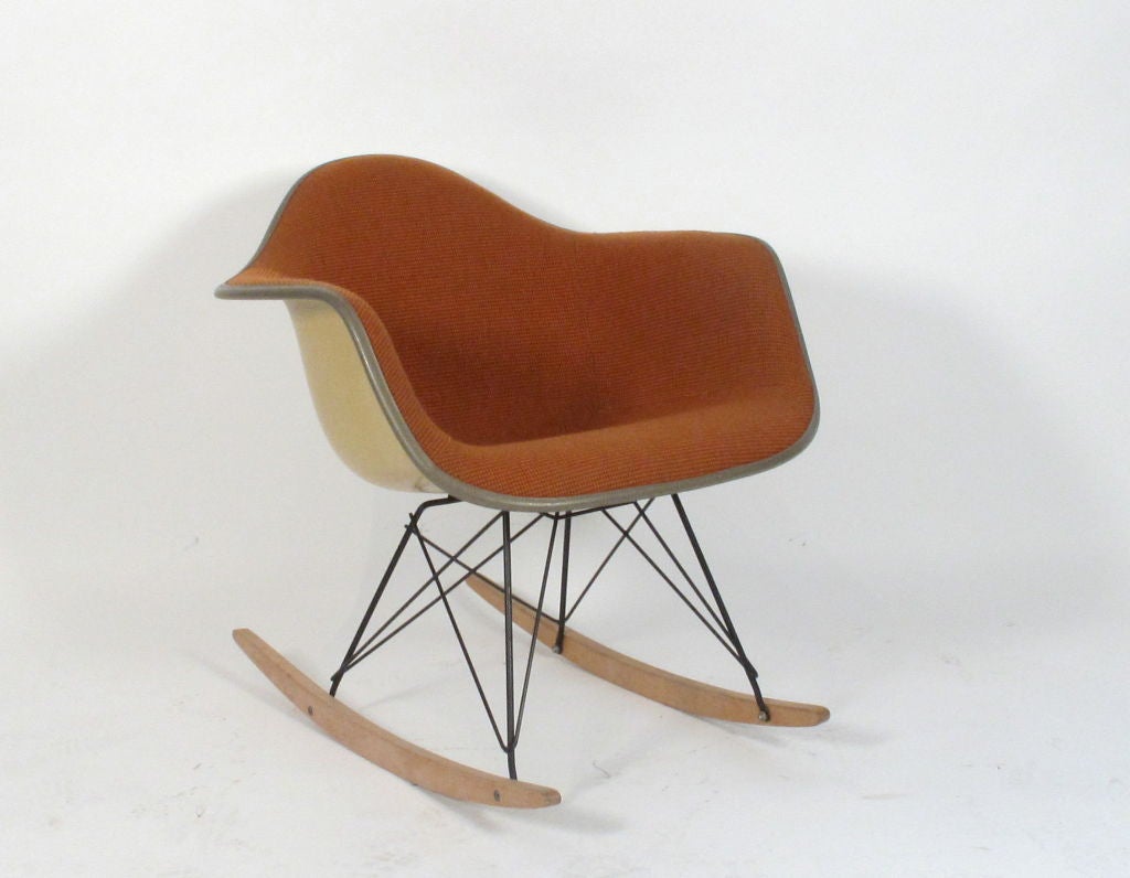 This is a rare all-original 'Baby Rocker' that was a gift from Herman Miller to an employee in 1975. Herman Miller reserved Eames RARs as gifts for Herman Miller employees with new born babies. The mothers were encouraged to pick out the fabric and