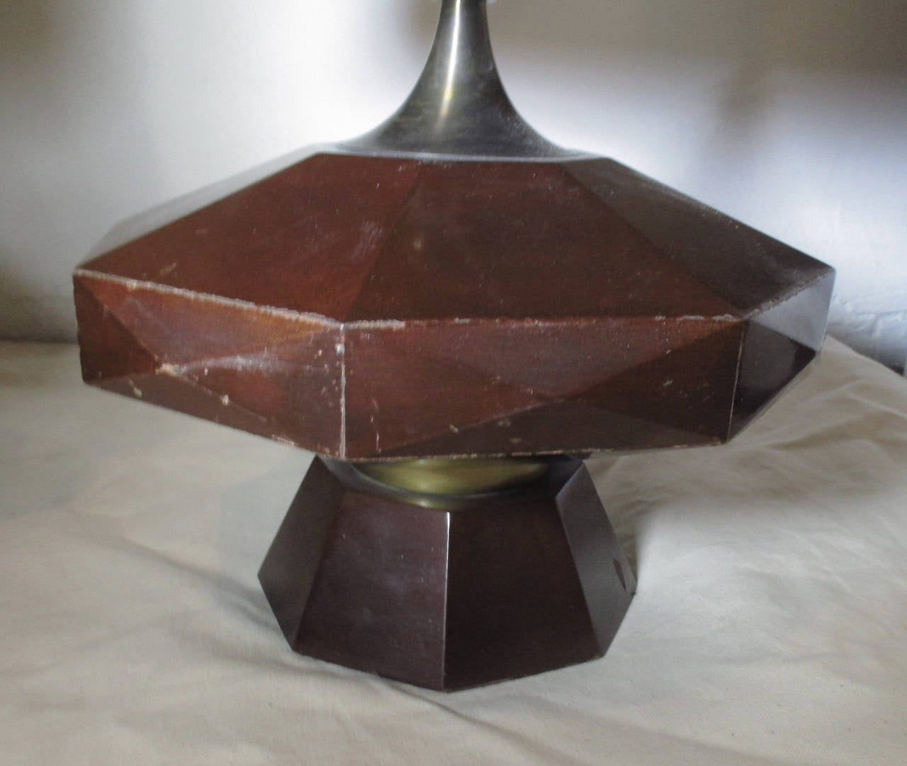 Bronze Mid-Century Geometric Mexican Wood Table Lamps For Sale