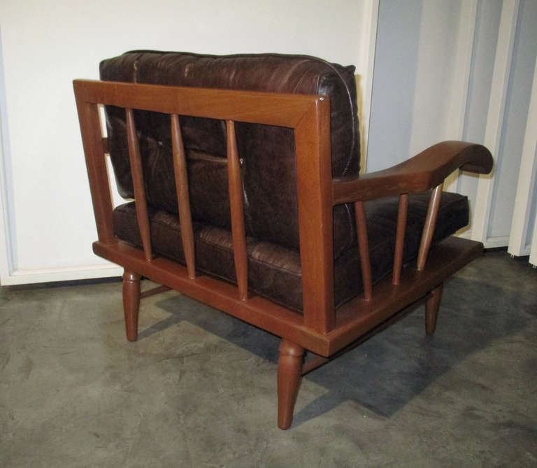 Pair of club chairs mahogany and leather