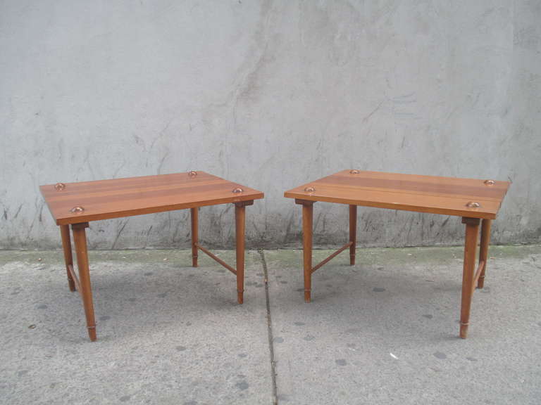 Pair of Frank Kyle Wood Side Tables In Excellent Condition In 0, Cuauhtemoc