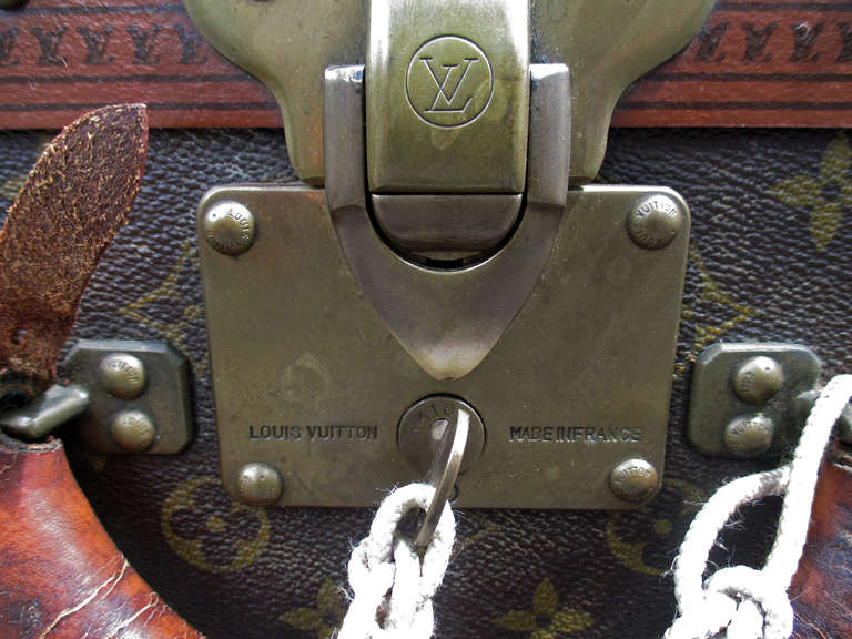 Mid-20th Century Pair of Louis Vuitton Alzer Vintage Suitcases