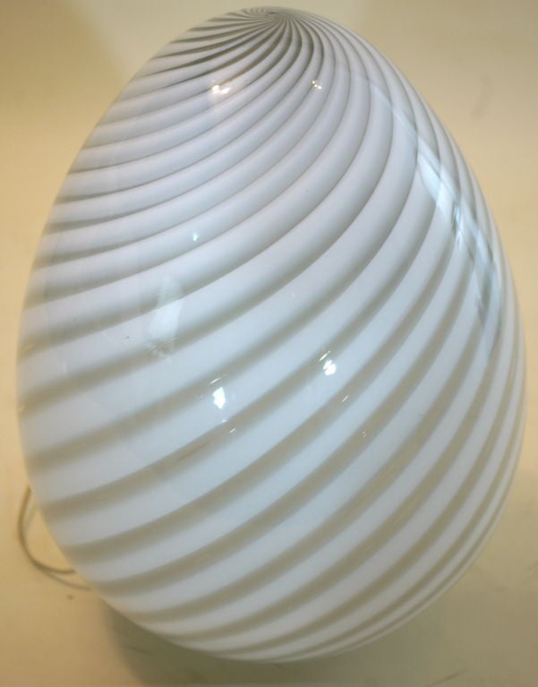 Murano, egg lamp by Venini 2