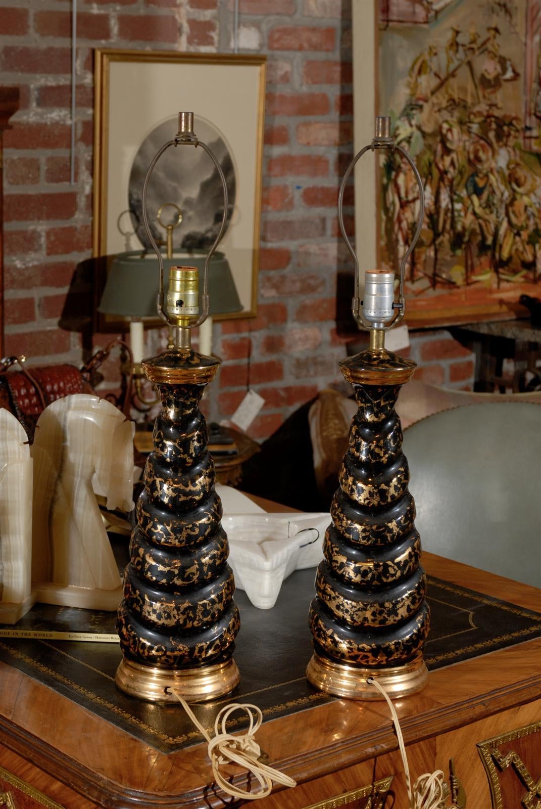 Midcentury Black and Gold Splatterware Lamp For Sale 1