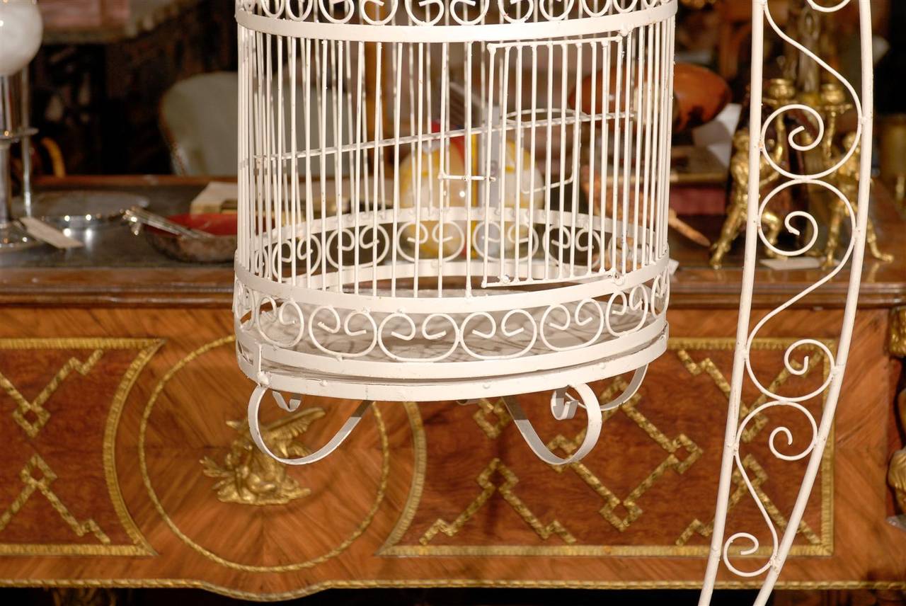 Vintage Iron Bird Cage on Stand In Good Condition In Atlanta, GA