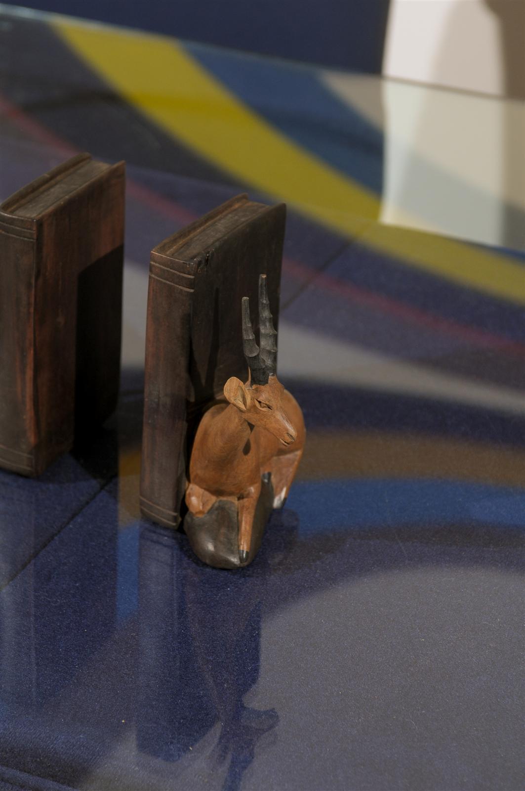 Kenyan Pair of Hand-Carved Wooden Bookends