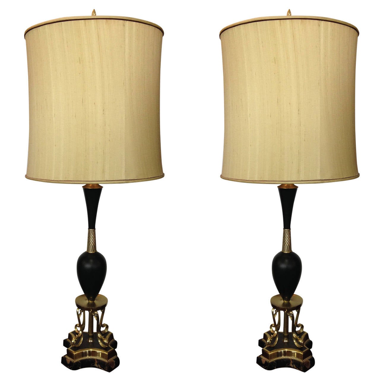 Pair Of Hollywood Regency Brass And Black Marble Rembrandt Table Pair Of Hollywood Regency Brass And Black Marble Rembrandt Table Lamps For