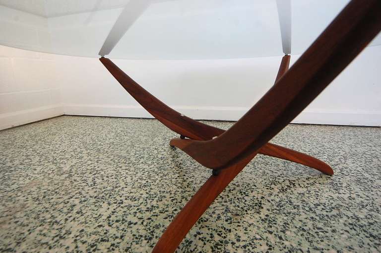 Mid-Century Modern Mid-Century Sculptural Coffee Table